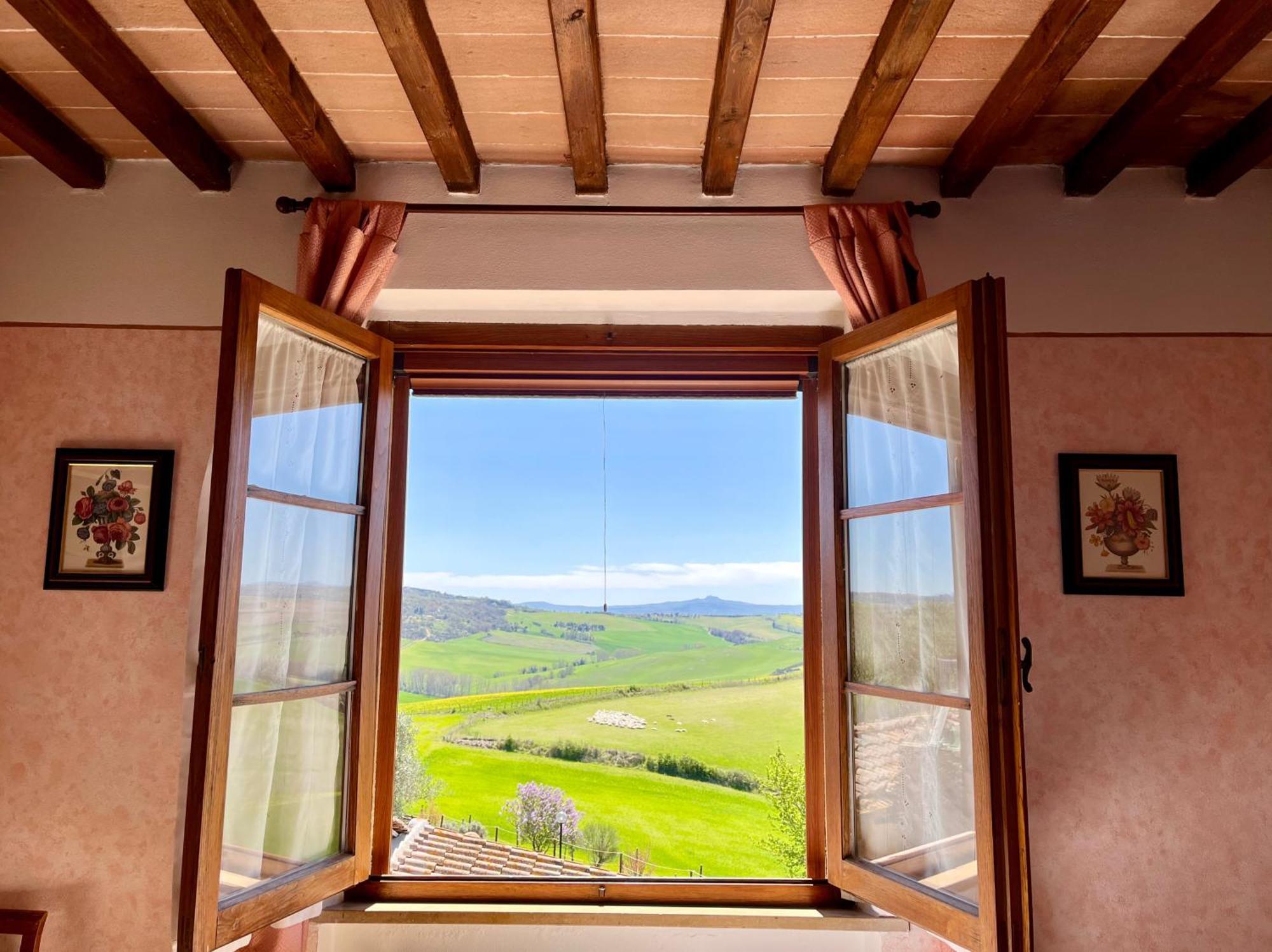 Poggiosalto In Toscana Pienza Luaran gambar