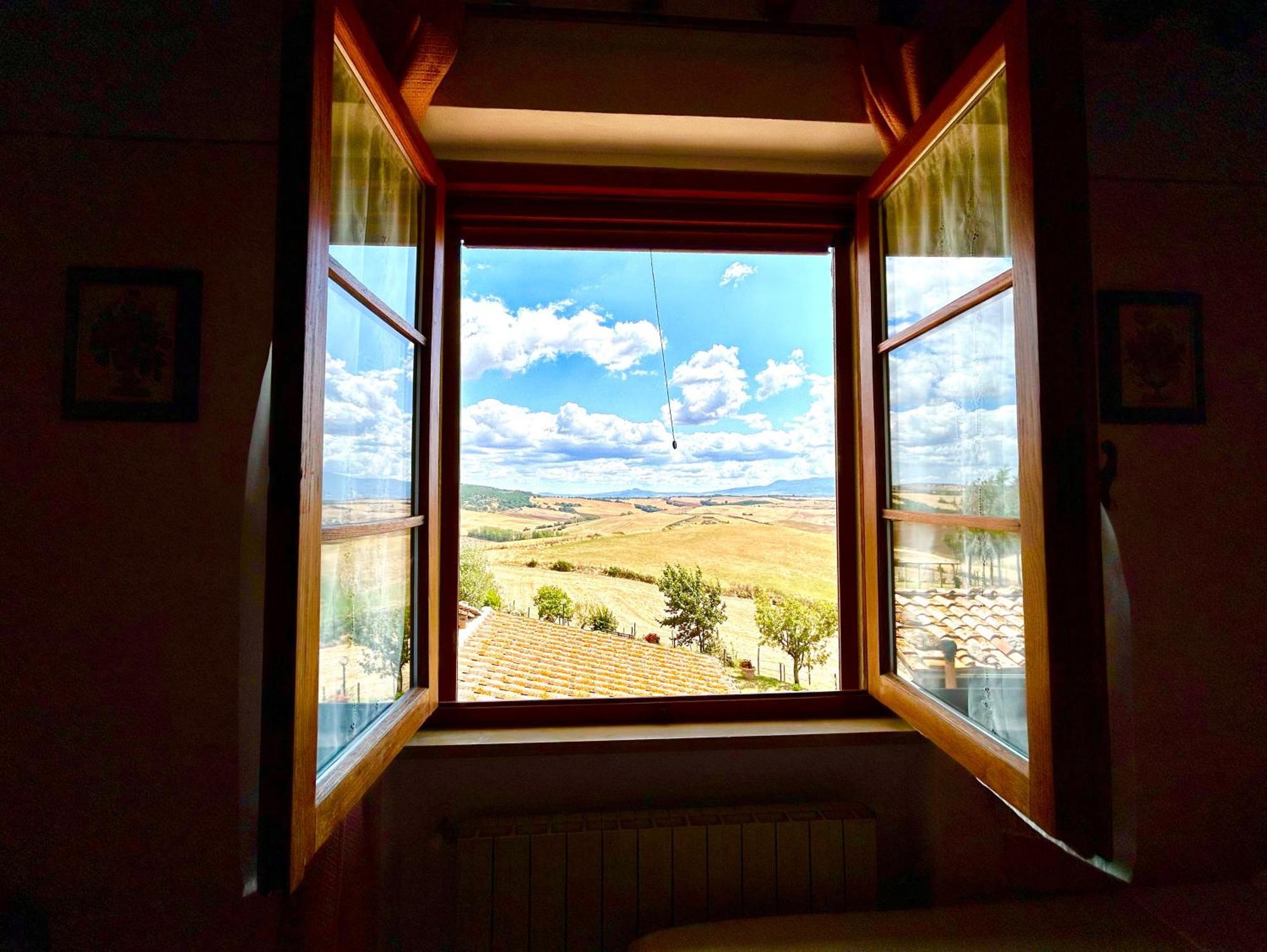 Poggiosalto In Toscana Pienza Bilik gambar